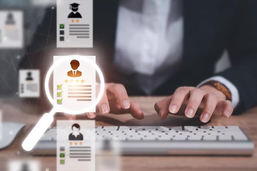 Searching the best employee